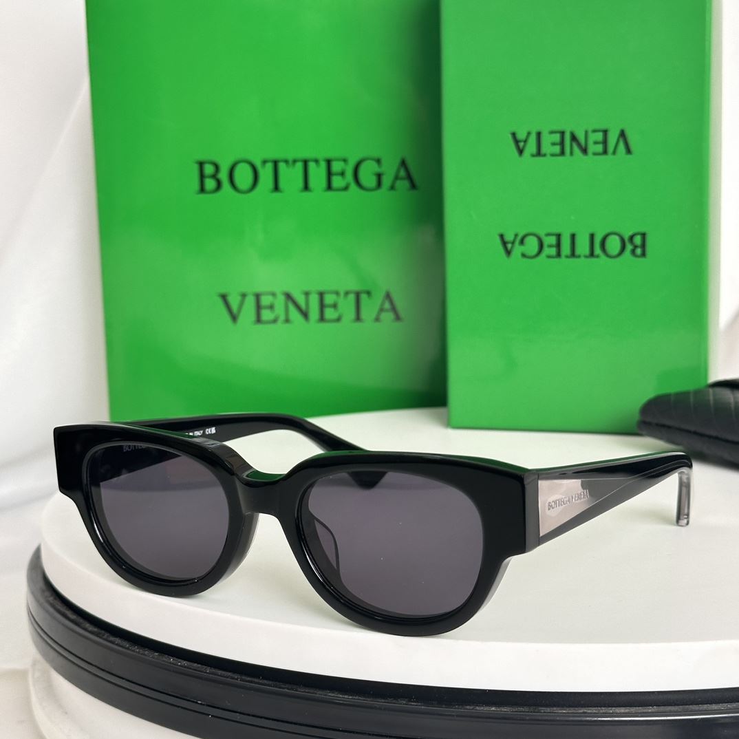 Bottega Veneta Sunglasses